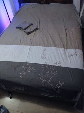 Neutral Two-Tone Taupe and Dark Gray Duvet Cover with White Border